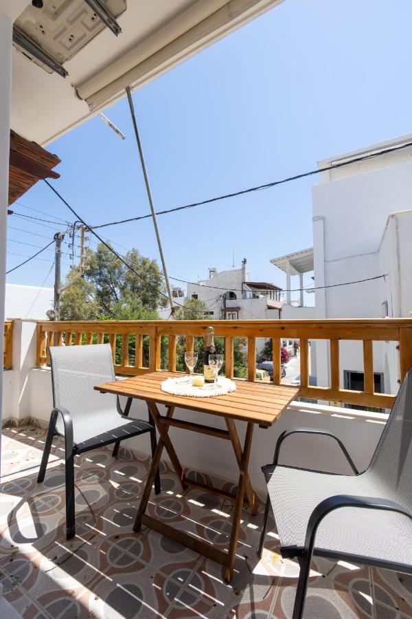 Comfortable Apartment Naxos City エクステリア 写真