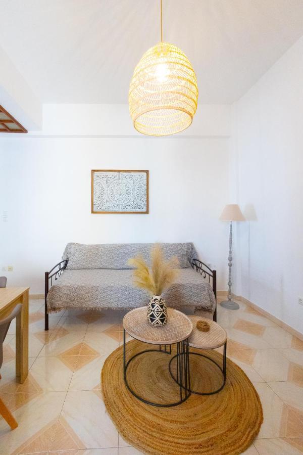 Comfortable Apartment Naxos City エクステリア 写真